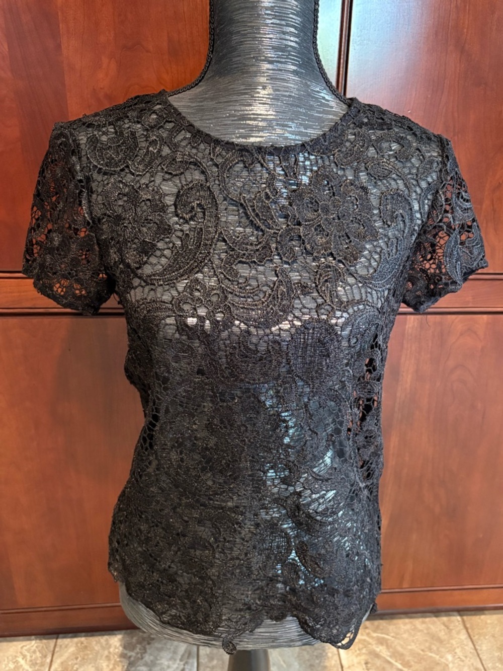 Bisou Bisou Black Floral Lace Short Sleeve Top